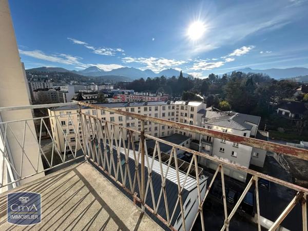 Appartement à louer 4 pièces 66.35m²