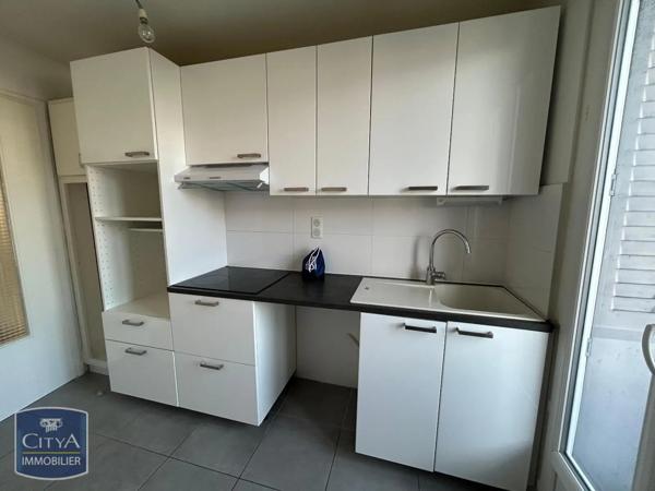 Appartement à louer 4 pièces 66.35m²