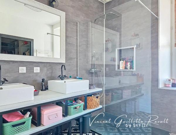 Maison d'exception 250m²-7 Pièces-Piscine