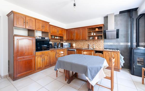 Maison à vendre    5 pièces • 178 m2 Saint-Aubin