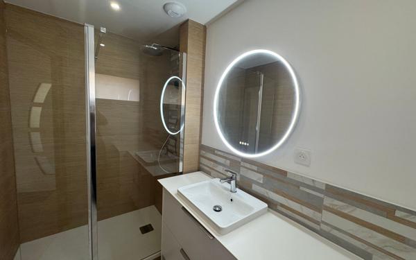 Appartement à vendre    3 pièces • 100,19 m2 Aix-les-Bains