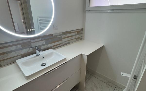 Appartement à vendre    3 pièces • 100,19 m2 Aix-les-Bains