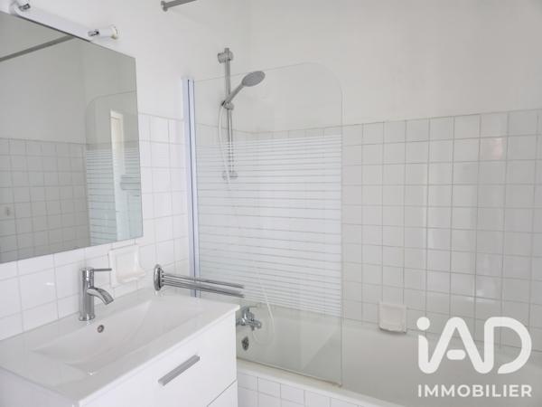 Location appartement 3 pièces 51 m² Rouillac