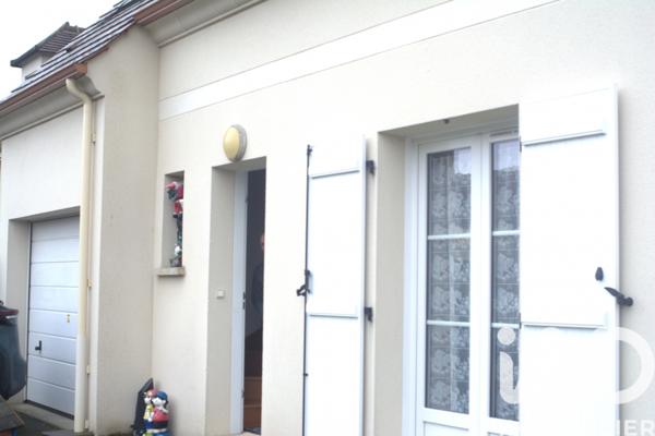 Location maison 5 pièces 95 m² Saint-Sauveur