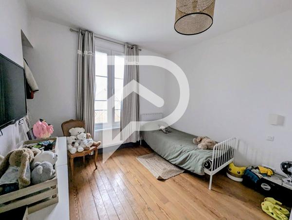 Maison 10 pièces 307 m2