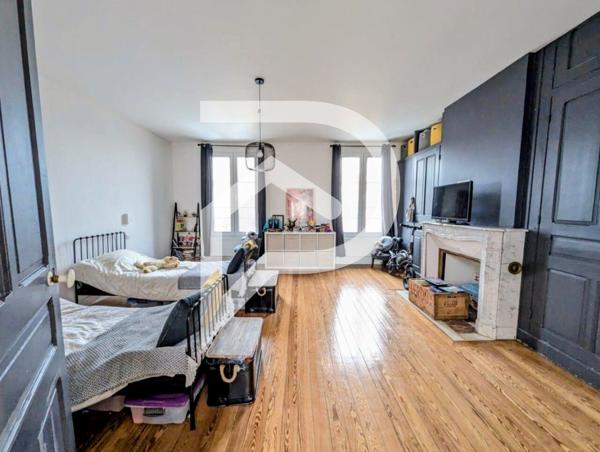 Maison 10 pièces 307 m2