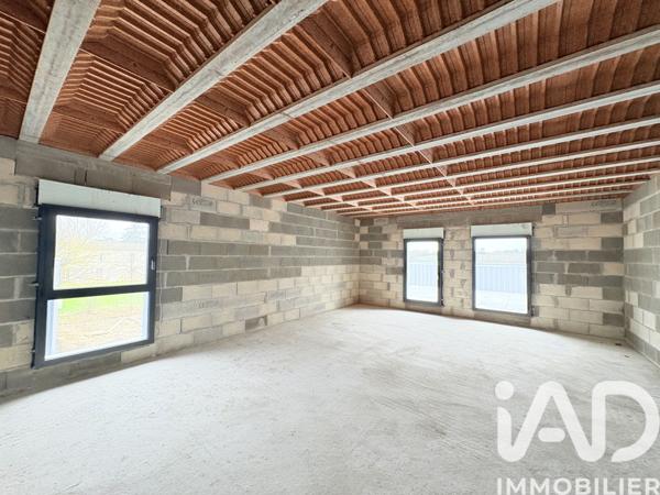 Immeuble à vendre 286 m² Montussan