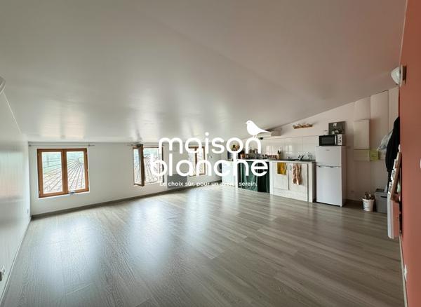 Appartement à louer, 3 pièces - Saint-Maixent-l'École 79400