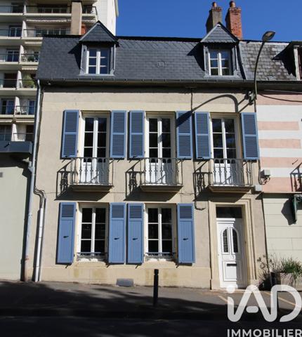 Maison à vendre 7 pièces 203,59 m² Nevers