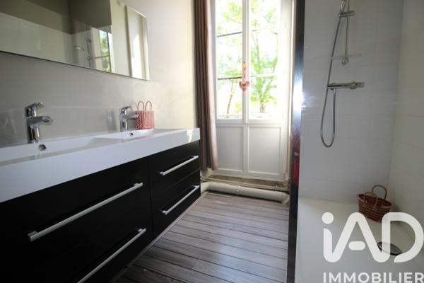 Maison à vendre 7 pièces 203,59 m² Nevers