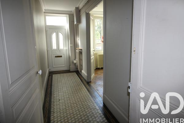 Maison à vendre 7 pièces 203,59 m² Nevers