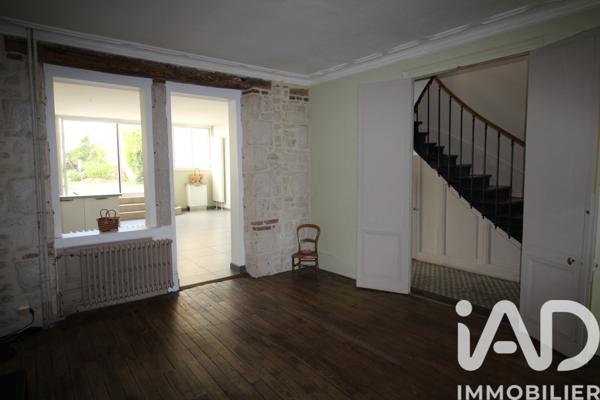 Maison à vendre 7 pièces 203,59 m² Nevers