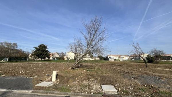 Terrain à vendre 89 880 € La Lande-de-Fronsac 500 m² DPE