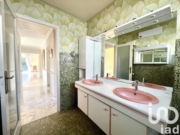 House for sale 5 rooms 115 m² Morangis