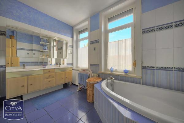 Maison à vendre 9 pièces 176m² Carvin (62220)