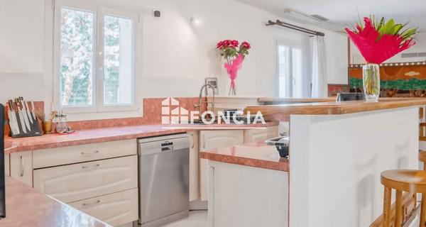 À vendre Maison 5 pièces 180 m² - Fréjus 83600