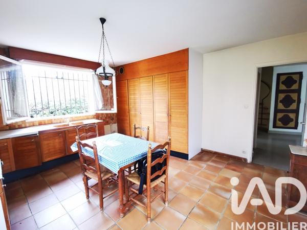 Maison à vendre 5 pièces 200 m² Nîmes