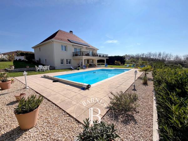 Vichy, Villa 3 Chambres -  215 m² à vendre