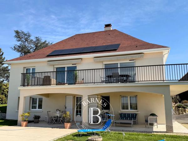 Vichy, Villa 3 Chambres -  215 m² à vendre