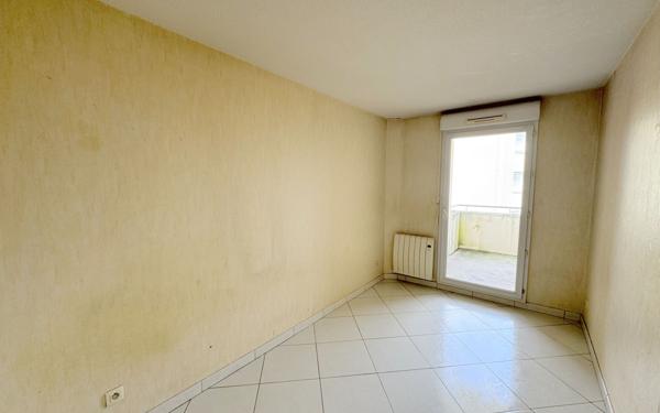 Appartement à vendre    4 pièces •  Bobigny