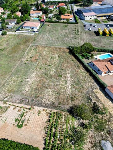 Terrain constructible
