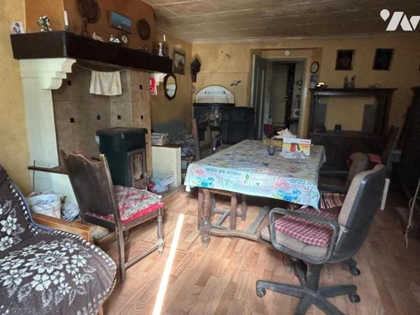 CHATILLON SUR MARNE Maison avec dépendances sur terrain de 1254 m²