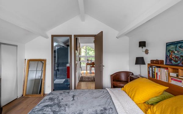 Maison à vendre    7 pièces • 190 m2 Chaville