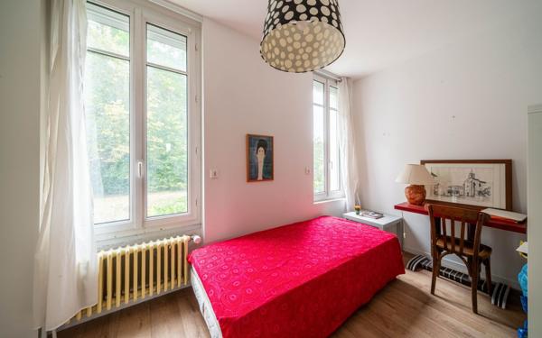 Maison à vendre    7 pièces • 190 m2 Chaville