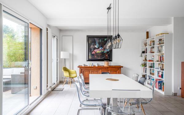 Maison à vendre    7 pièces • 190 m2 Chaville