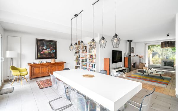 Maison à vendre    7 pièces • 190 m2 Chaville