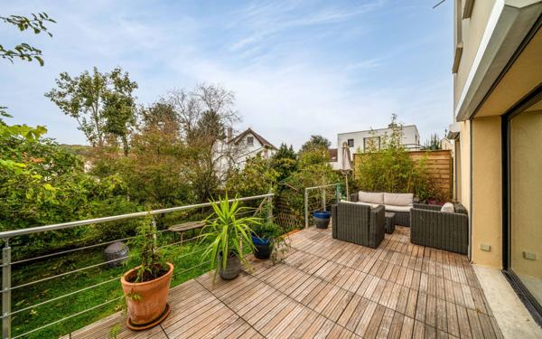 Maison à vendre    7 pièces • 190 m2 Chaville