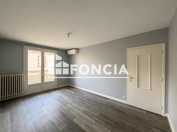 Location Appartement 3 pièces 81.15 m² - 74 RUE SALVAN DE SALIES Albi 81000