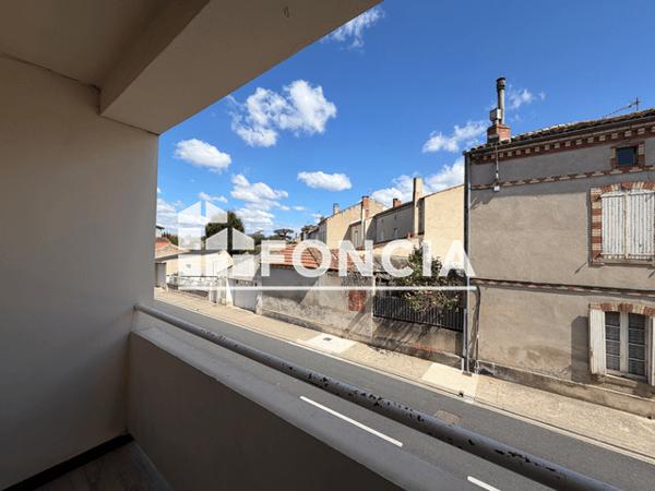 Location Appartement 3 pièces 81.15 m² - 74 RUE SALVAN DE SALIES Albi 81000