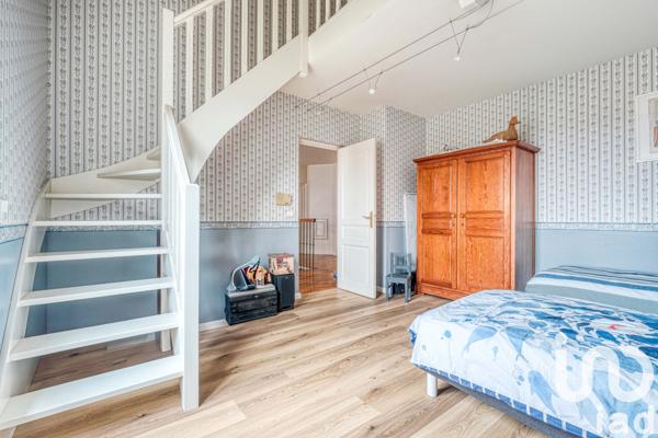 Maison à vendre 7 pièces 220 m² Esbly