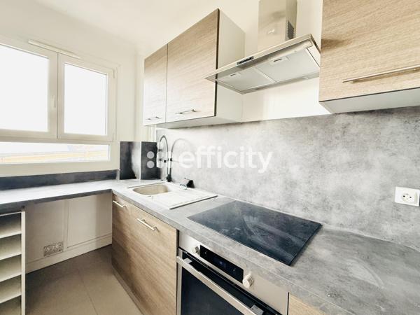 Appartement
         2 pièces
        - 50 m² Exclusivité 350 000 € *