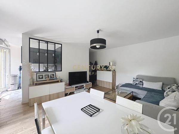 Appartement F4 à vendre  4 pièces - 79,35 m2 NOISY LE GRAND - 93