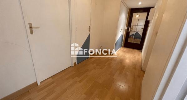 Location Appartement meublé 3 pièces 62.8 m² - Créteil 94000