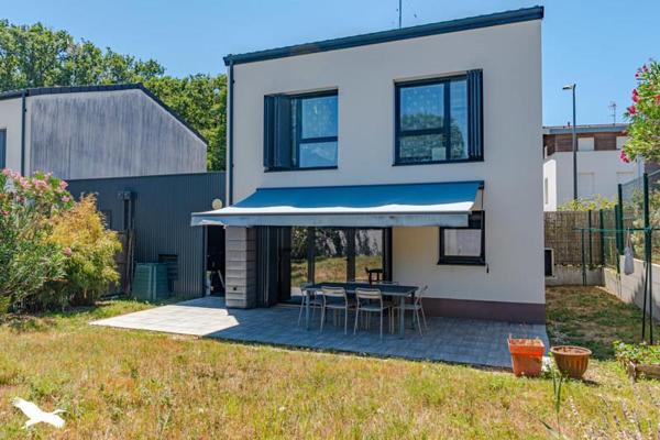 Maison 295 310 € Ambarès-et-Lagrave 4 p 87 m² DPE A