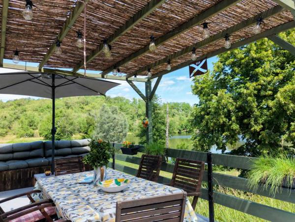 Maison ancienne - Gourdon Exclusivité Secteur Gourdon - Agréable Maison bien entretenue sur 1795 m2 avec terrasse et vue sur lac