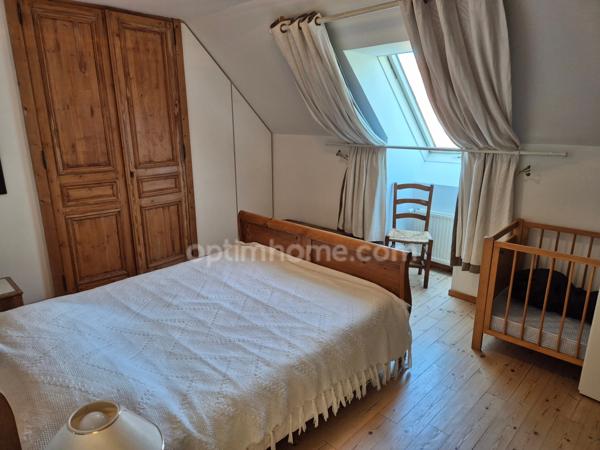 Maison individuelle 5 chambres offrant 182m2 hab sur parcelle de 860m2