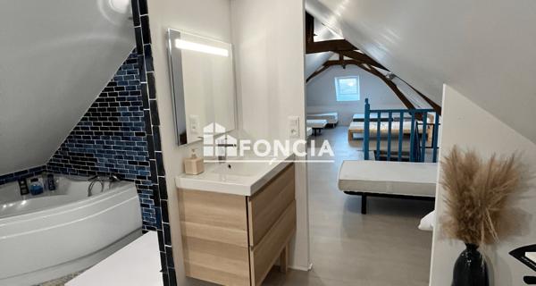 À vendre Maison 7 pièces 200 m² - Vaas 72500