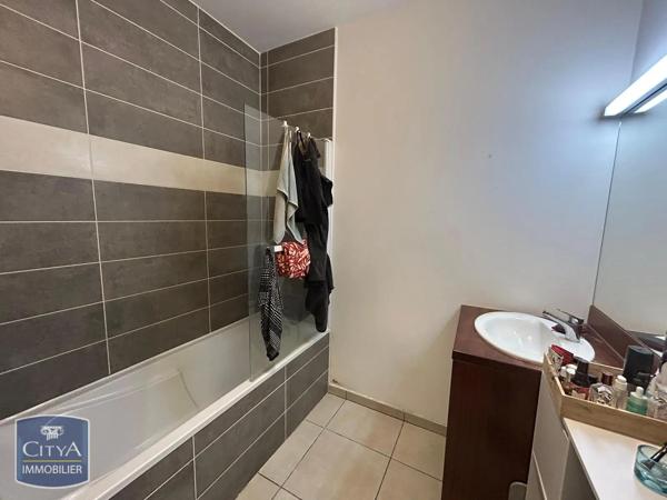 Appartement à louer 3 pièces 60.92m² Perpignan (66000)