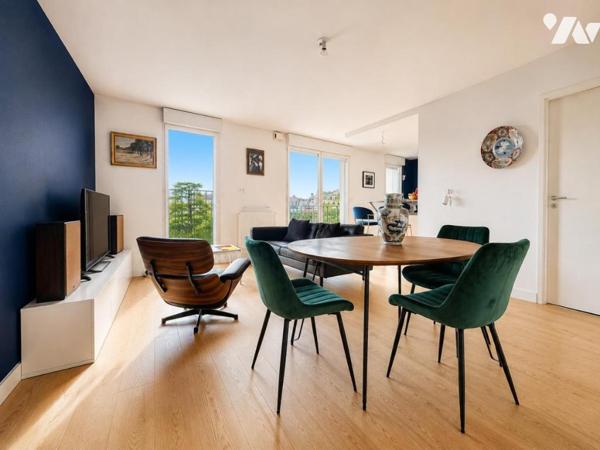 NANTES CENTRE Feydeau - Appartement T4 90m² avec terrasses et garage.  