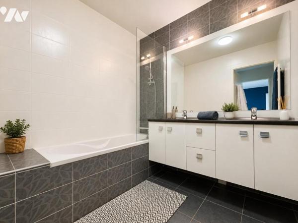 NANTES CENTRE Feydeau - Appartement T4 90m² avec terrasses et garage.  