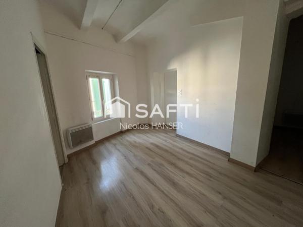 Immeuble de 10 lots de rapport locatif à 9%