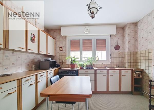 RARE ! Orléans Illiers / Martroi, appartement 2 chambres avec ascenseur - 2 balcons et parking !