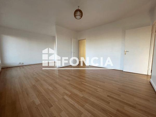 Location Appartement 4 pièces 78 m² - 45 Rue Wauthier Saint Germain En Laye 78100