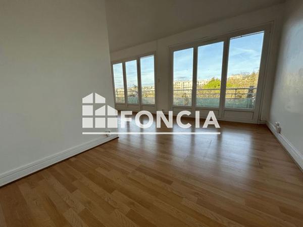 Location Appartement 4 pièces 78 m² - 45 Rue Wauthier Saint Germain En Laye 78100