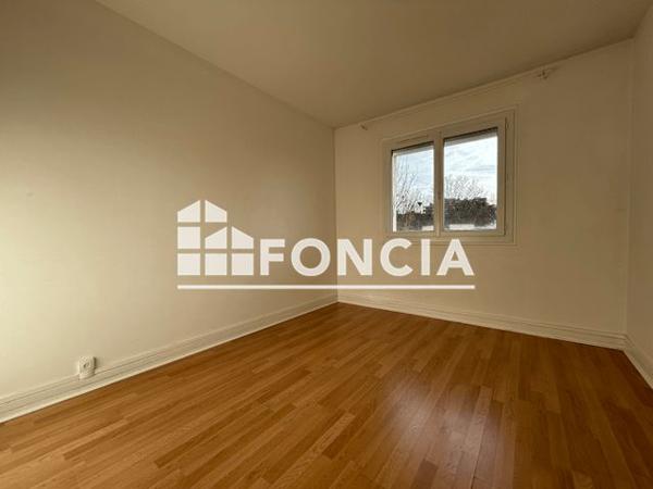 Location Appartement 4 pièces 78 m² - 45 Rue Wauthier Saint Germain En Laye 78100