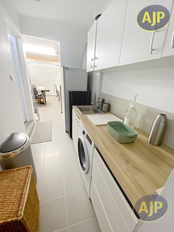 Maison à vendre Carquefou - 7 pièces, 142m² avec 4 chambre(s) à 728 000€ - AJP Immobilier Carquefou